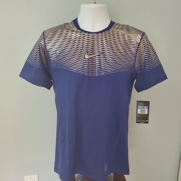 {keywor d} nike pro hypercool max
